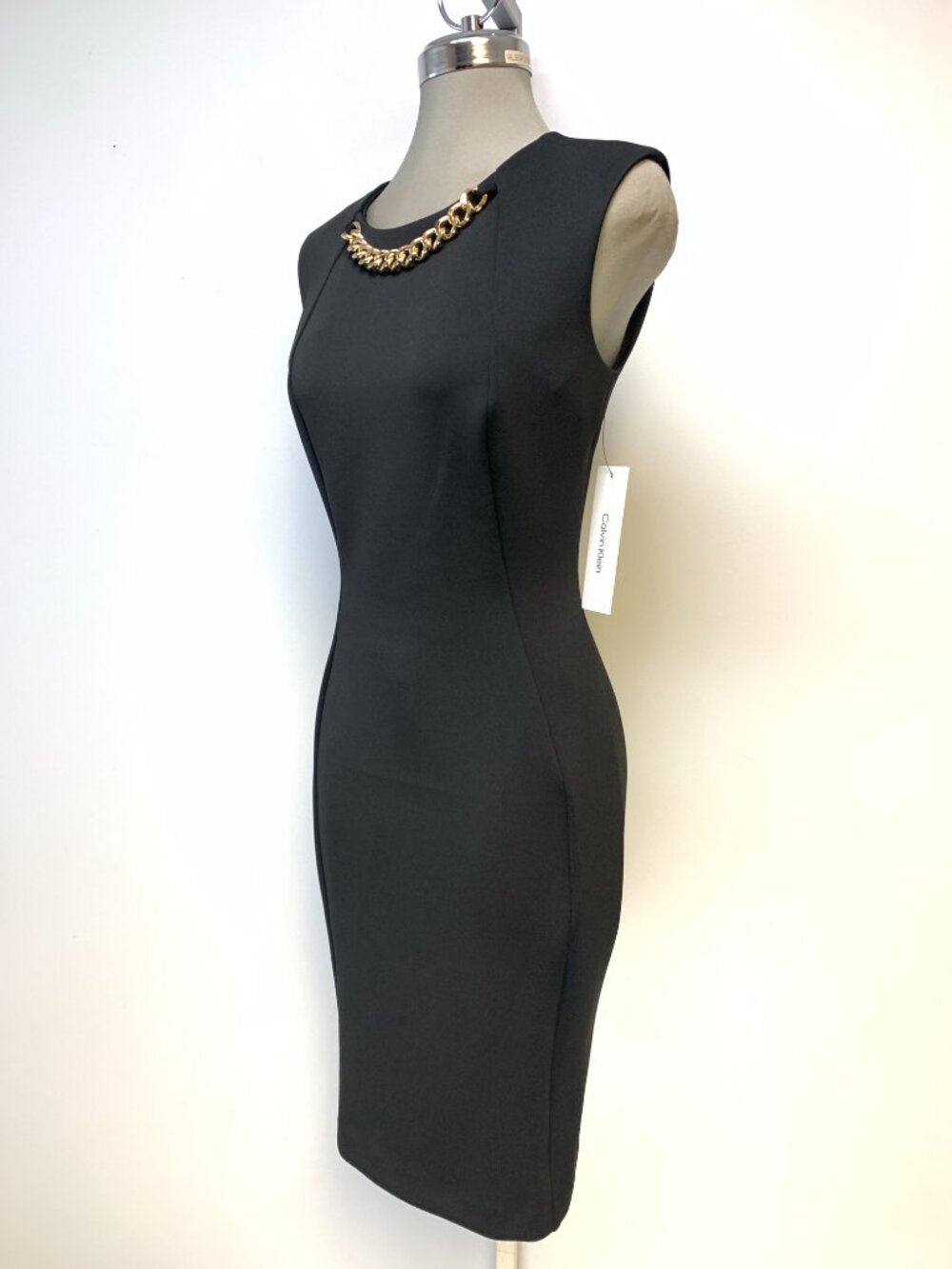 NEW CALVIN KLEIN BLACK SHEATH DRESS WITH GOLD CHAIN DETAIL